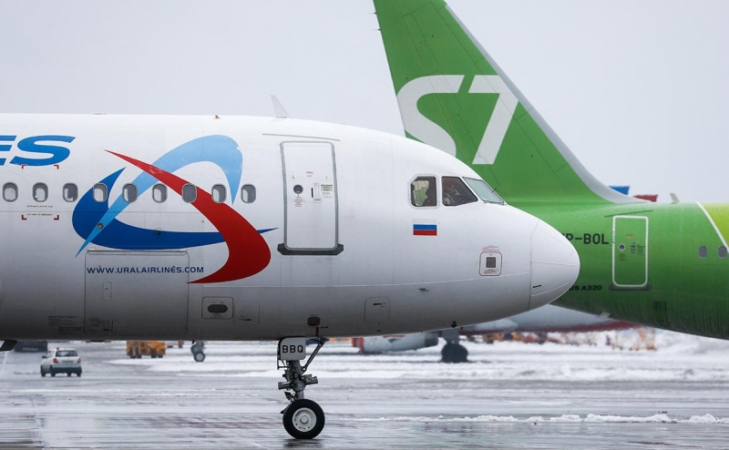 
                    Авиакомпании отменили часть рейсов по России на фоне сокращения субсидий

                